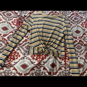 long sleeve crop top